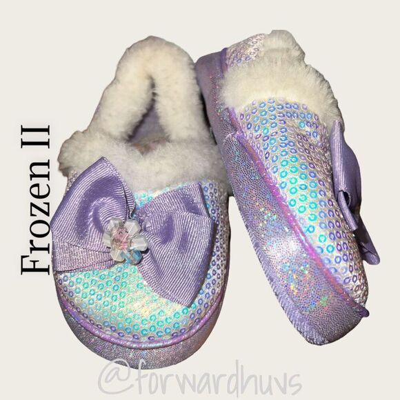 Frozen II - 2 Pair Sequin Kids Booties and Slippers Size 7/8 - Picture 3 of 12